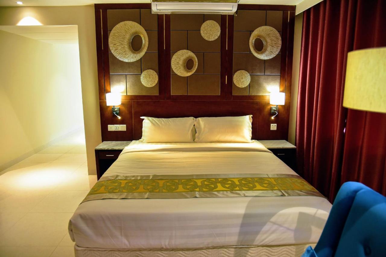 Annex Suites Bogra Luaran gambar
